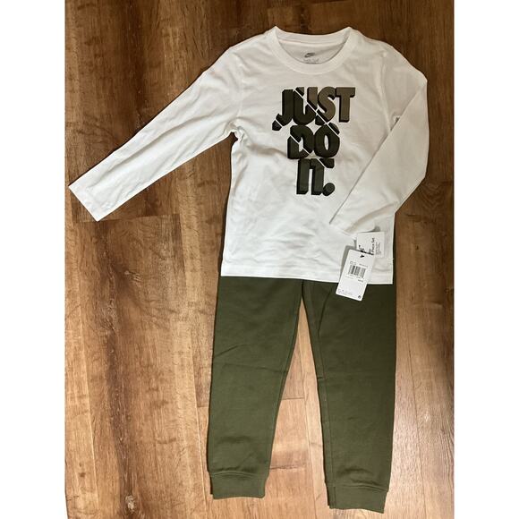 Nike Long Sleeve Shirt Pants Jogger Tracksuit Boy's Youth 2pc Set Size 7 NWT - Picture 1 of 13
